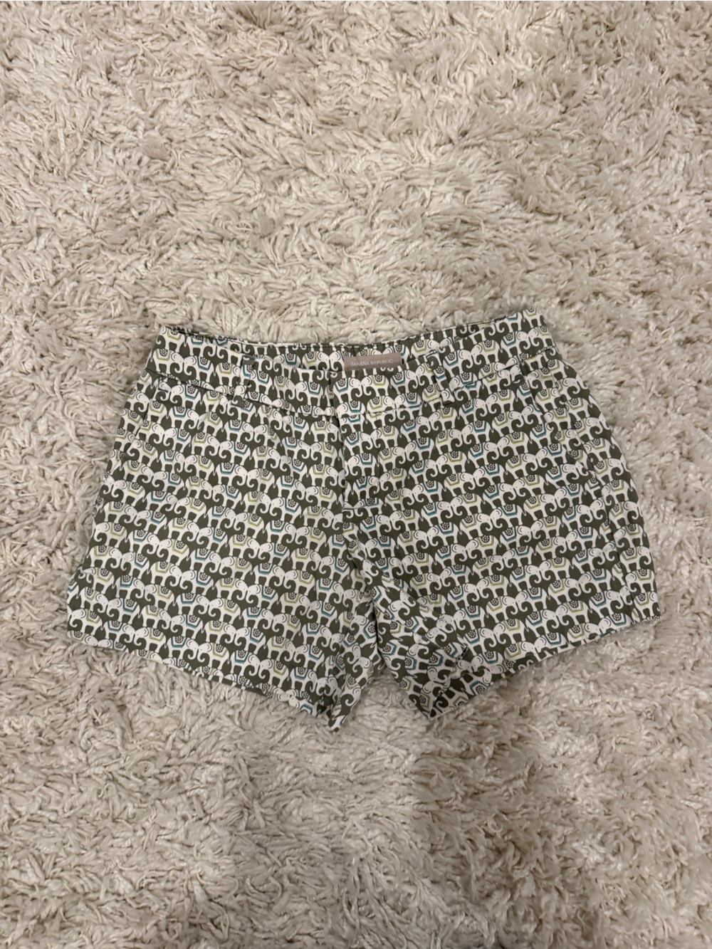 Banana Republic Olive & White Patterned Women’s Shorts